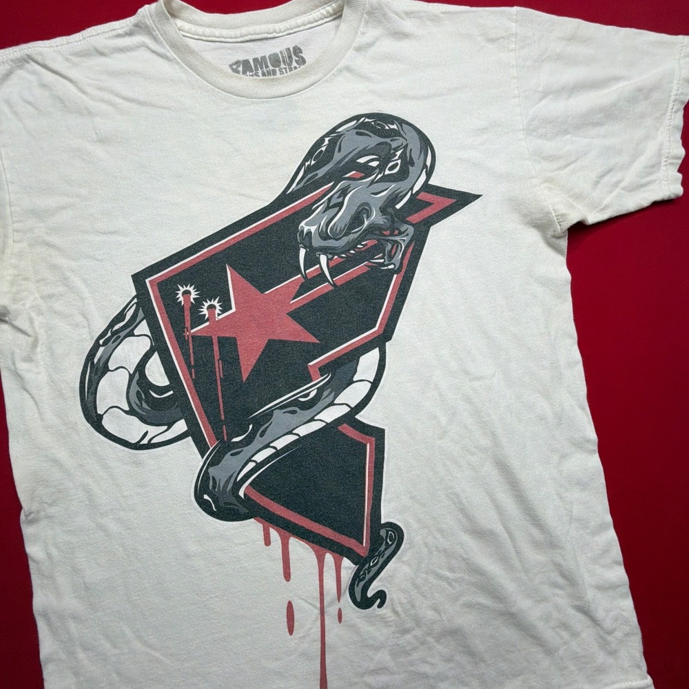 Vintage Y2K Famous Stars and Straps Lethal Snake Graphic T-Shirt Mens M White